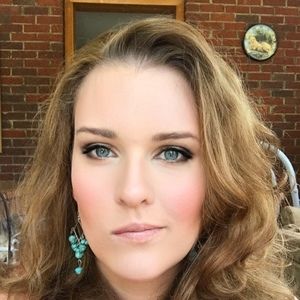 Meet your Posher, Posh